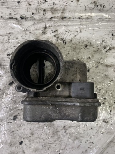 Volkswagen PASSAT B6 2006 Diesel 103kW Drosselklappenventil 03G128063 DRA3233