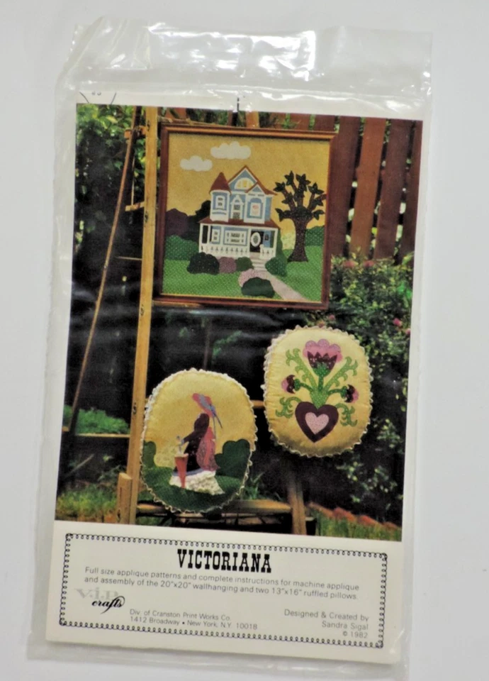 Victorian Appliqué 20" Wall-hanging/Ruffled Pillows House/Heart/Women Uncut - Image 2 of 3