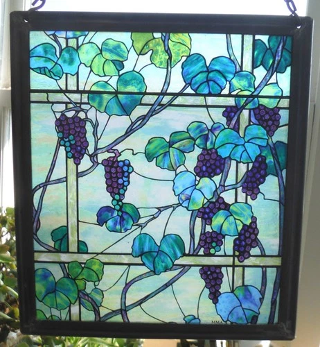 Vintage Beautiful MMA Tiffany Stained Glass Grape Window Repro Suncatcher D7662