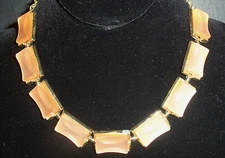Vintage Gorgeous PEACH MOON GLOW THERMOSET LUCITE  NECKLACE ESTATE JEWELRY 