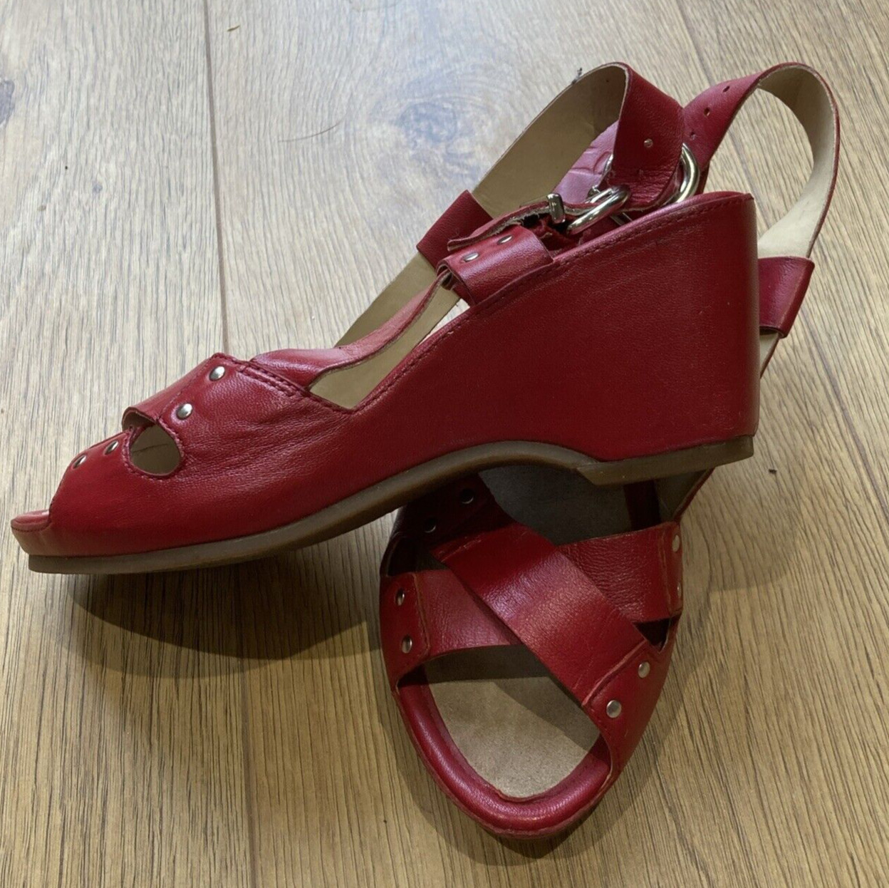 Clarks Soft Leather Red Vintage Style Studded Sandals - Size 3 UK, Barely Worn 3