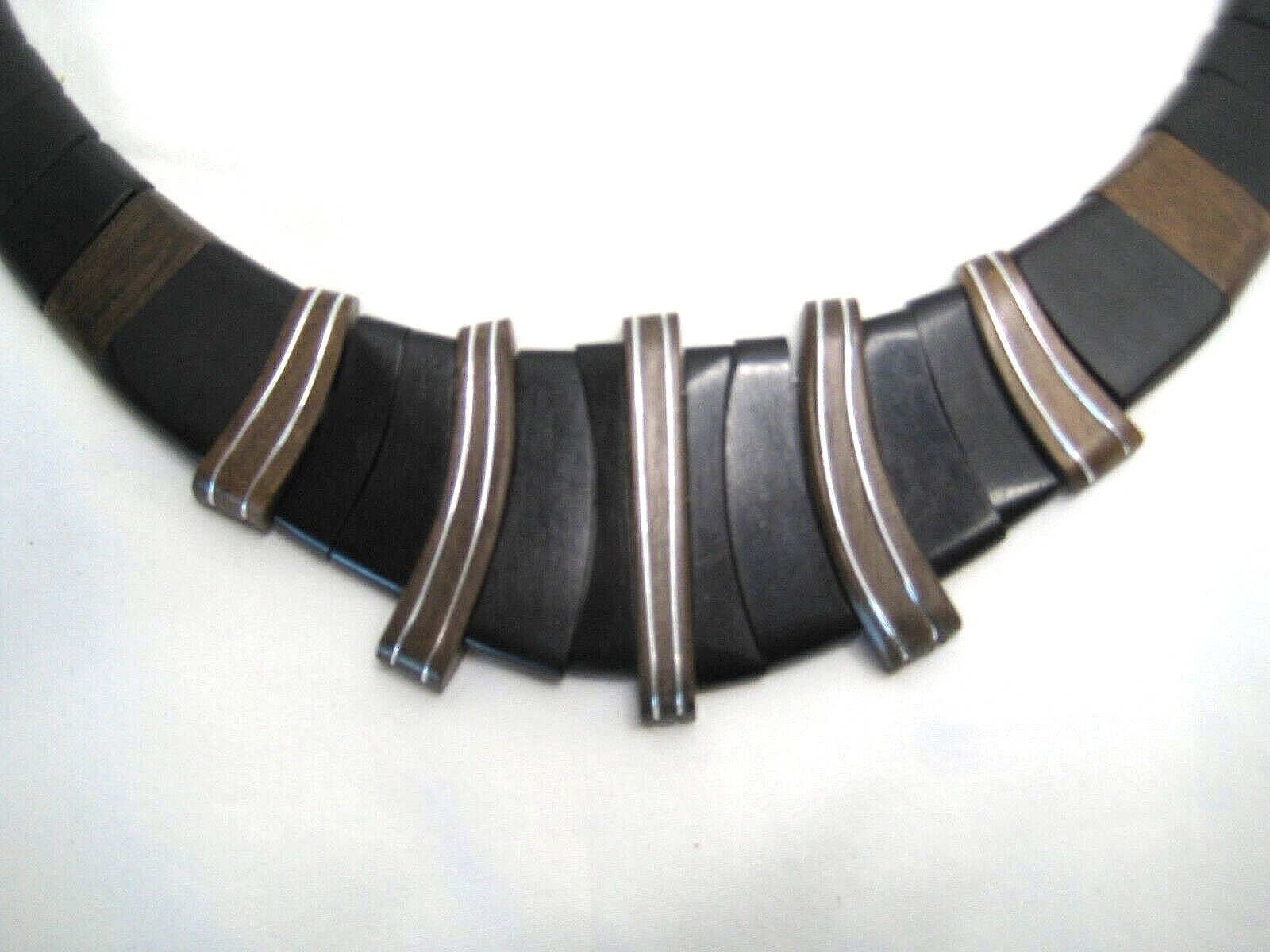 Faceted wood rectangles segmented collar choker N… - image 4