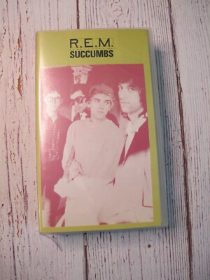 R.E.M. rem Succumbs vhs Videokassette DVD ROCK MURMUR OUT OF TIME GREEN MTV