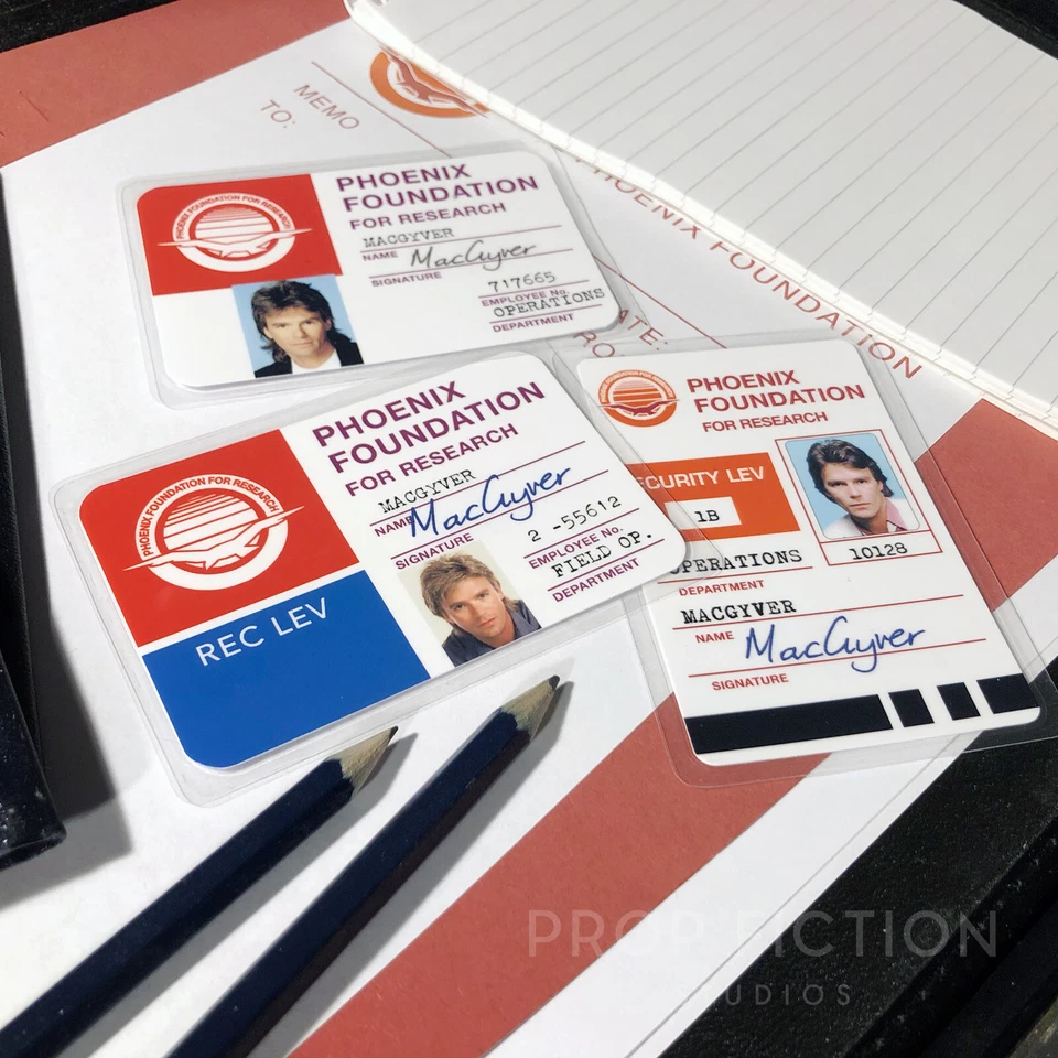MacGyver - Prop Phoenix Foundation Security Access IDs / Cosplay Wallet Card Set - Bild 1 von 1