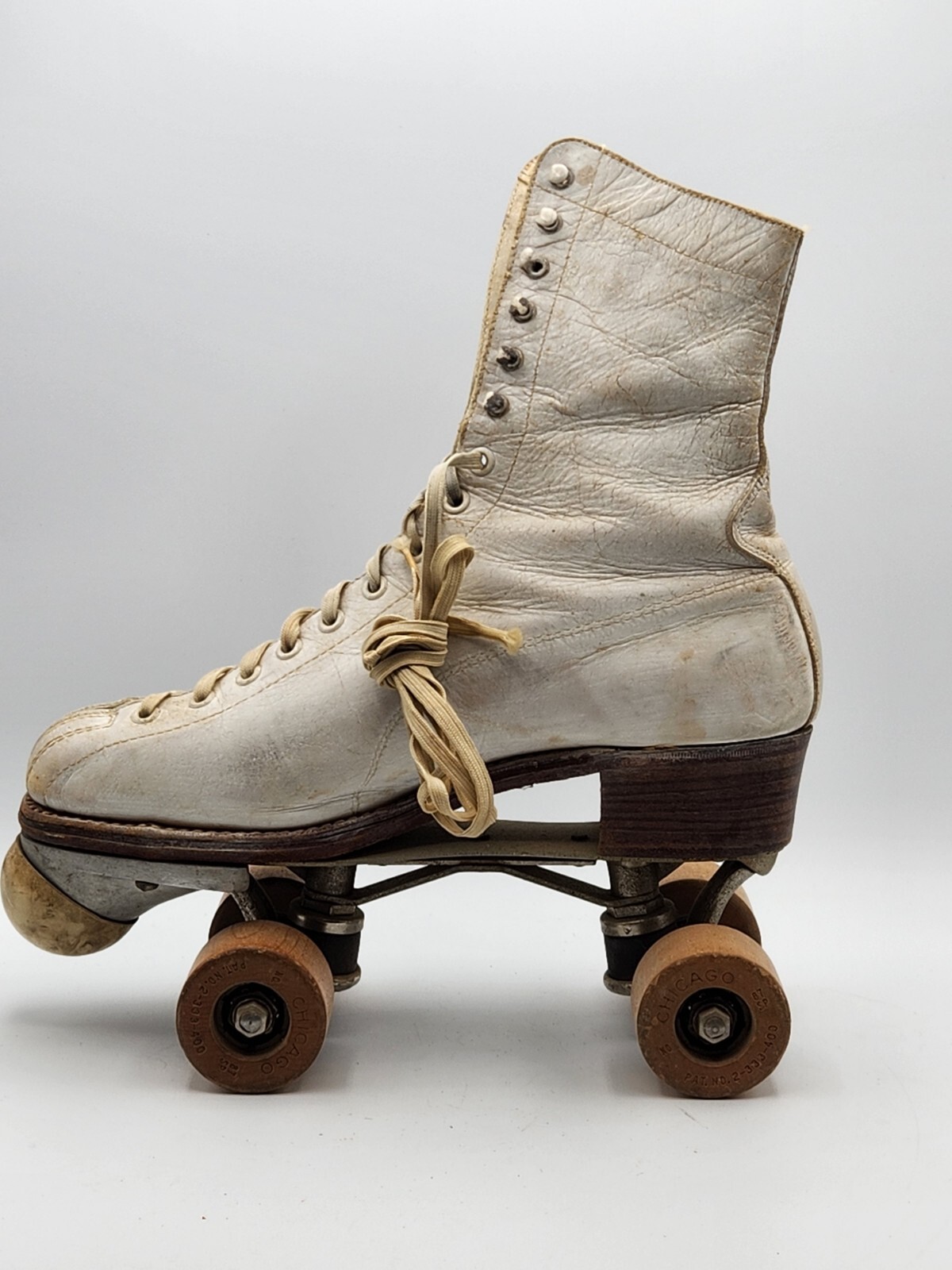 Vintage Chicago Roller skate Co Hyde Women's Roller skates, wooden