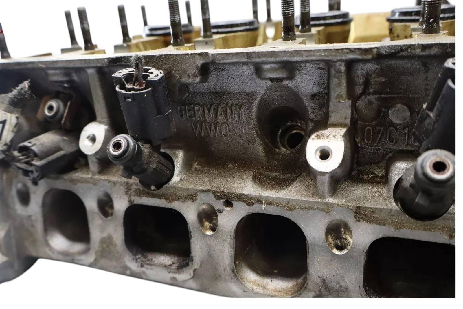 03-12 Bentley Continental Flying Spur Engine Cylinder Head 07C103374Q OEM
