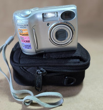Nikon COOLPIX 4600 Digital Camera 4MP Silver 3x Zoom Point  Shoot - Tested