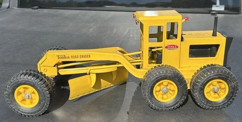 Vintage Tonka Road Grader Yellow Pressed Steel Construction Toy 1960's CLEAN