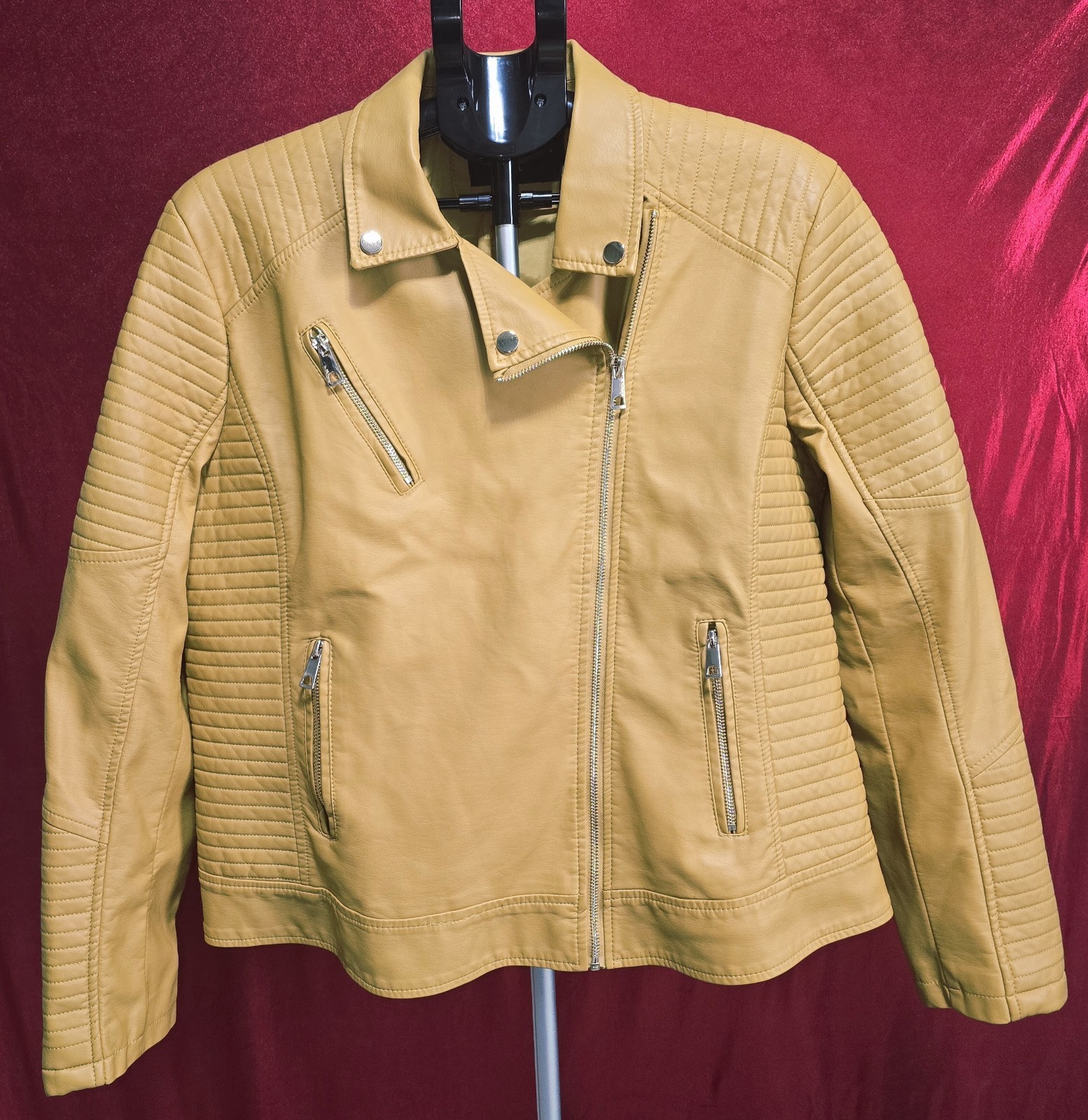 BELLIVERA 100% Polyurethane Shell Jacket - image 10