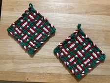 Handmade 2 Cotton Woven Potholders Christmas Colors Green Red and White