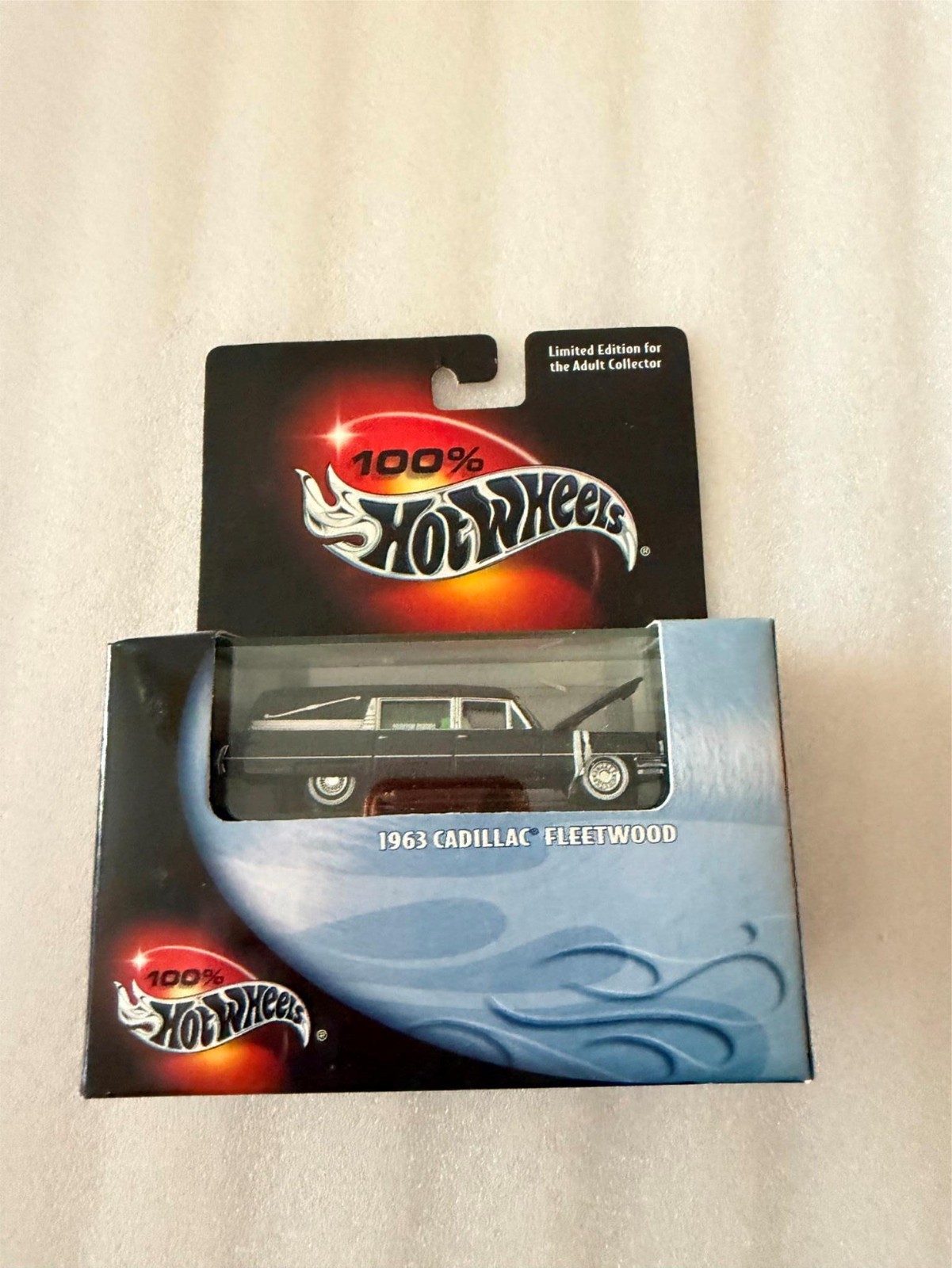 100% Hot Wheels Black Box 1963 Cadillac Fleetwood Hearse Black 2000 LIMITED D04