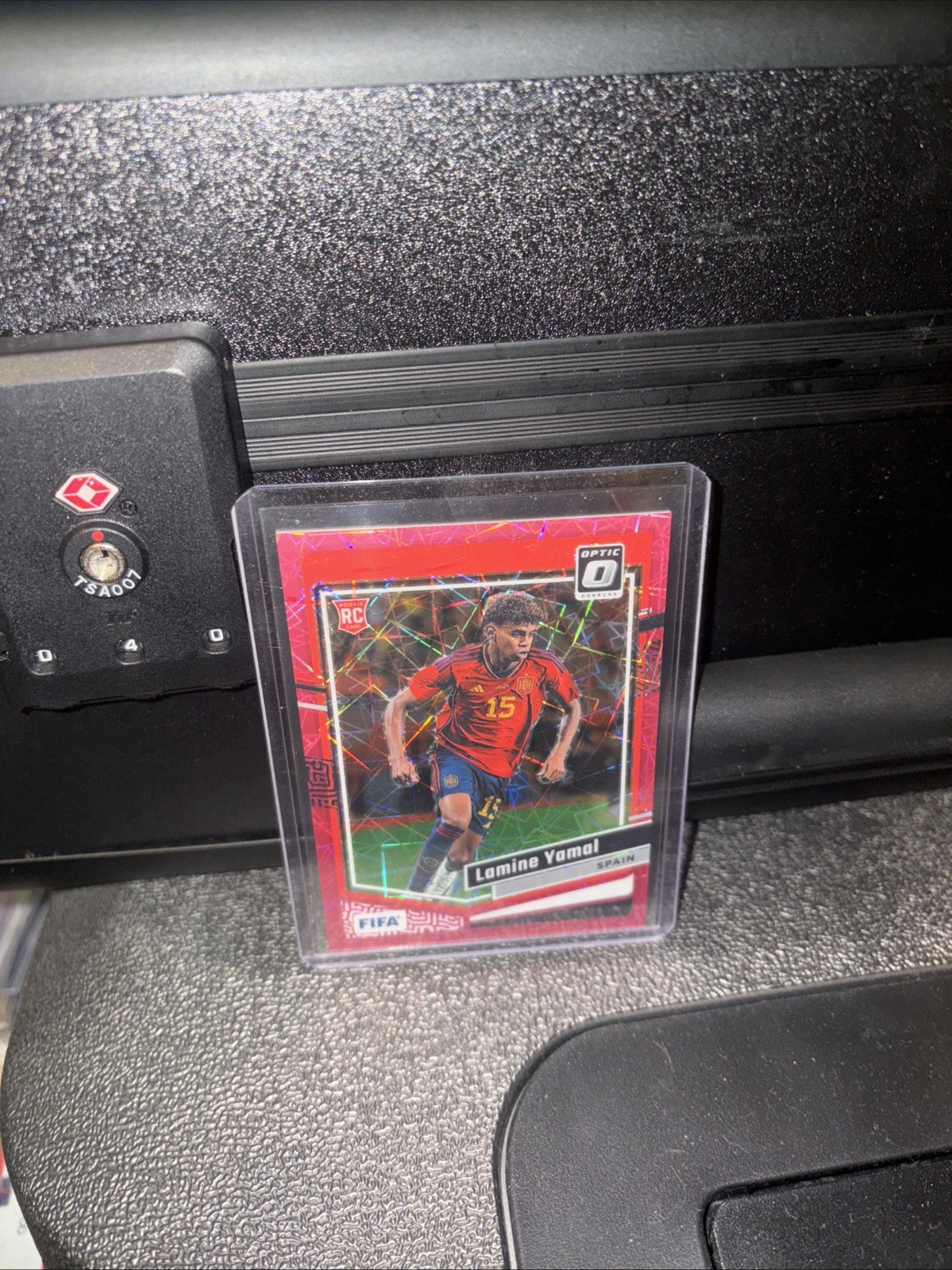 2023-24 Panini Donruss FIFA Lamine Yamal /99 Pink Velocity Prizm #54 (RC) RARE!