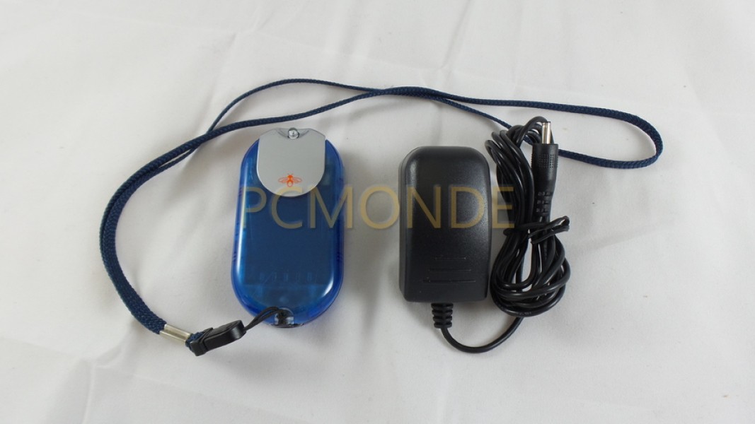 Firefly GSM Mobile Cellphone - Children Safety - Unlocked (96-0001-004)