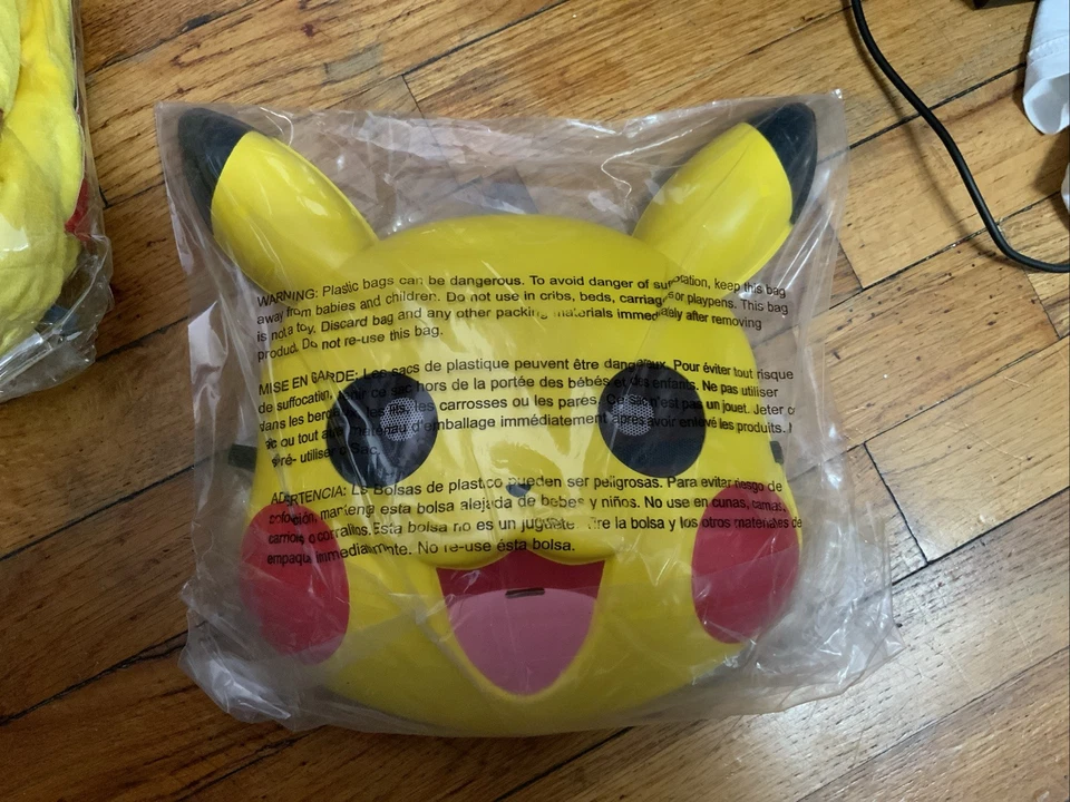Pokemon PIKACHU Fantasia Macia de Halloween Infantil e Máscara Infantil Tamanho Grande - Nova Máscara - Imagem 2 de 4