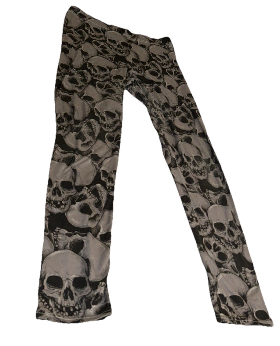 Threadless Large Skull Pattern Pull On Gray & Bla… - image 2