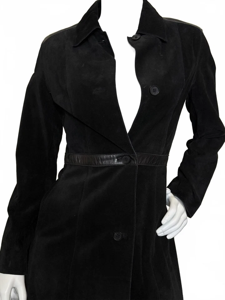 Casaco longo Andrew Marc New York camurça tamanho P – acabamento em couro preto - Imagem 3 de 4