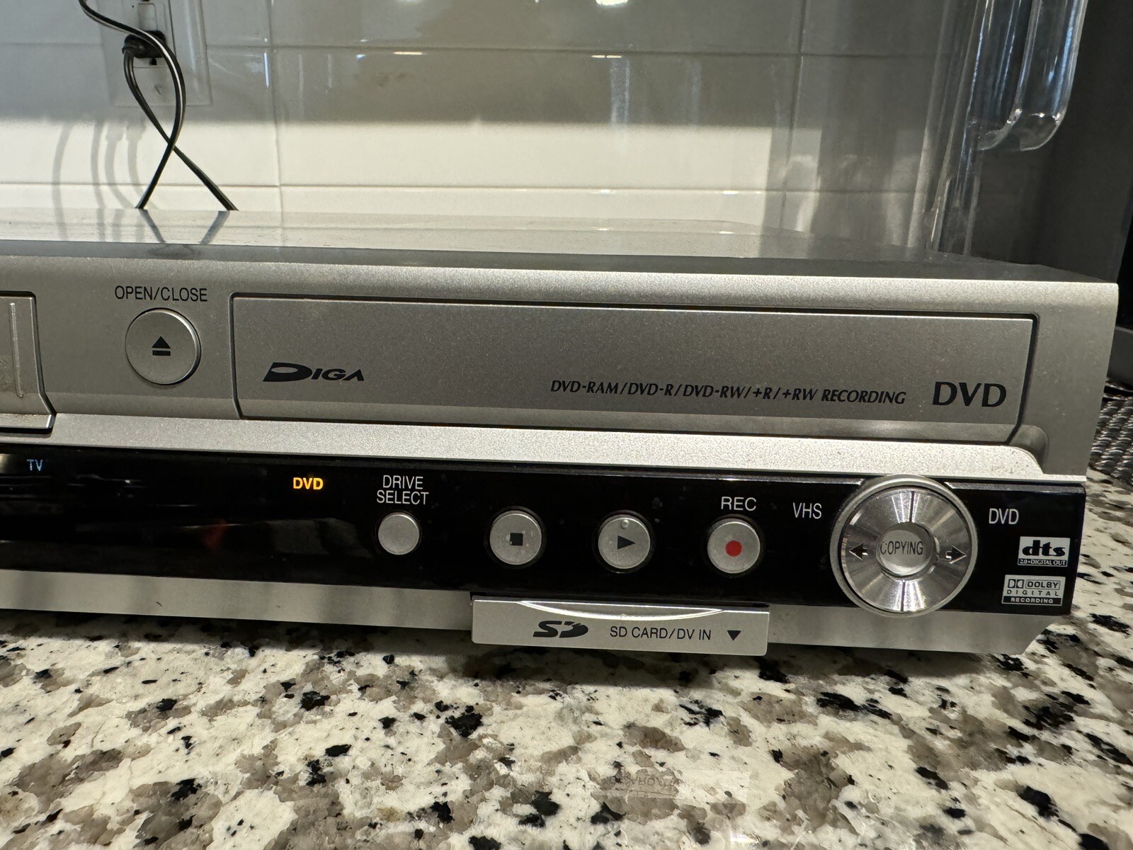 Panasonic DMRES46V VHS DVD Dubbing Recorder Combo HDMI SD VCR Player