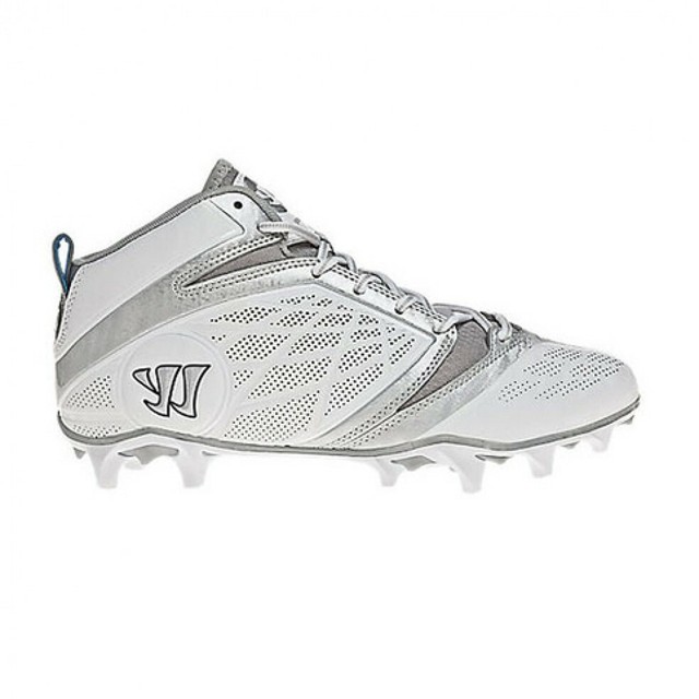 Are soccer cleats the same as lacrosse cleats?