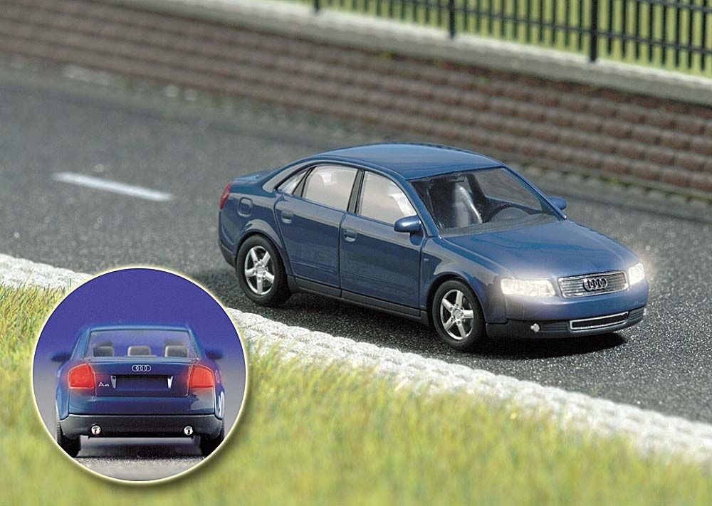Busch 5651 - 1/87 / H0 Audi A4 - With Lighting - New