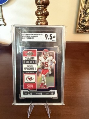 Patrick Mahomes II 2023 Panini Contenders Optic Blue /99 No. 26 SGC: 9.5