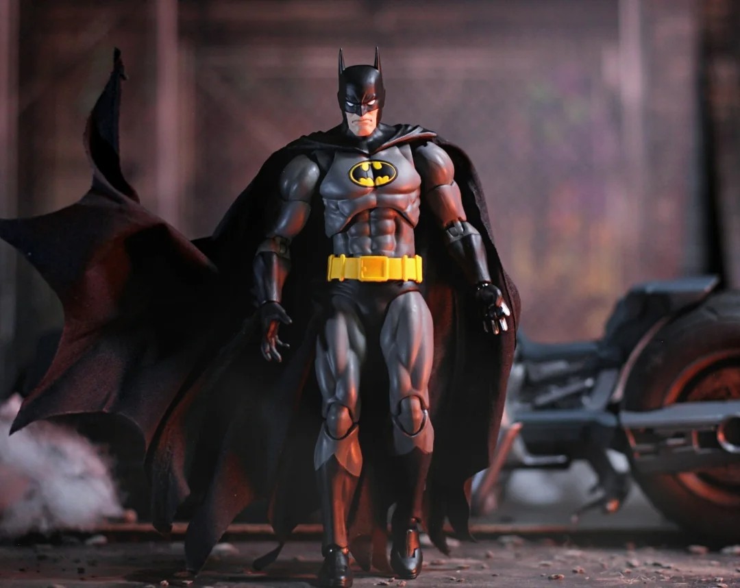 Batman Knight Crusader Black Ver. MAFEX No.270 Exclusive Figure