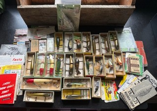 Estate lot of vintage fishing lures & Manuals