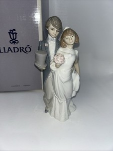 LLADRO 6164リヤドロ ”Wedding Bells” 美品 Amazon.com: Lladró Wedding Bells Figurine : Home & Kitchen