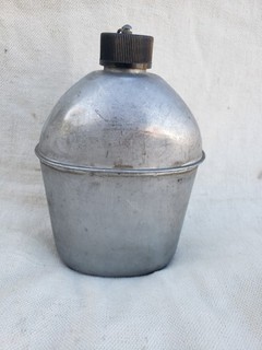 WW2 GI M1942 Stainless Steel Canteen 3 Piece Construction w/Flat Cap 1943 Date