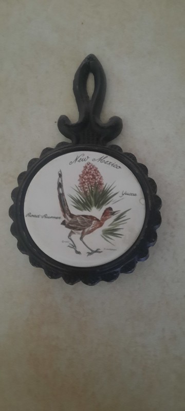State of New Mexico Round Wall tile Souvenir With cast Iron