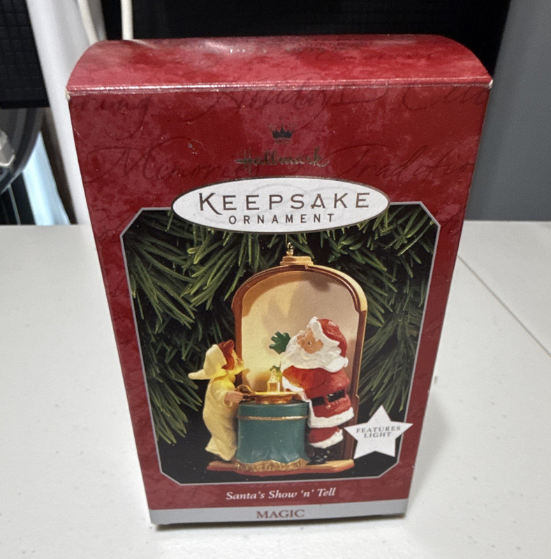 Hallmark Keepsake Santa's Show 'n' Tell Magic Lighted Hanging Ornament