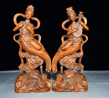 Exquisite Small Leaf Boxwood Flying Beauty Ornament