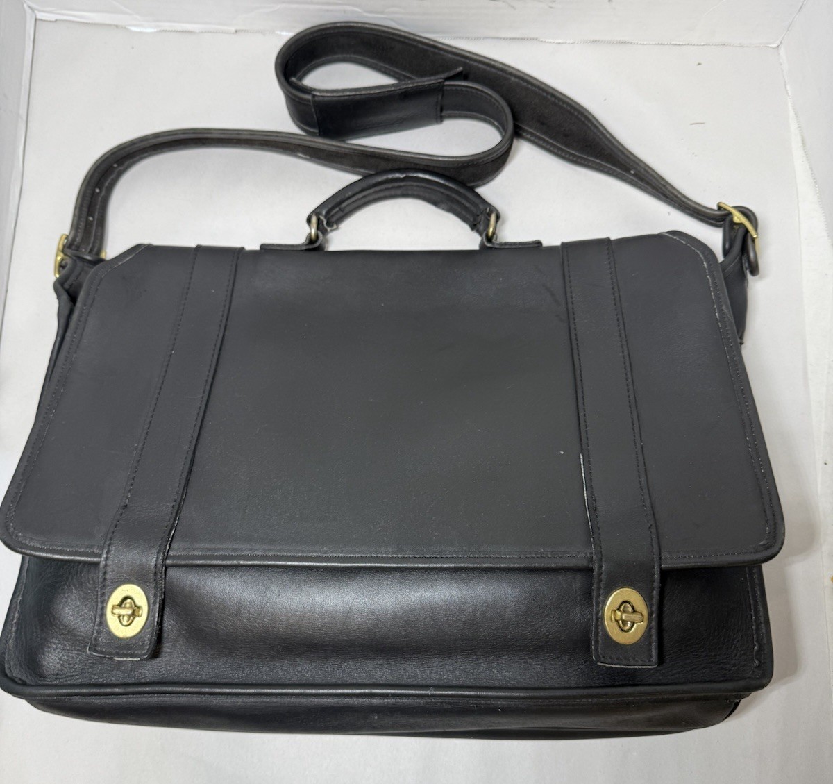 Vintage Coach 5274 Metropolitan Brief Black Leather Messenger