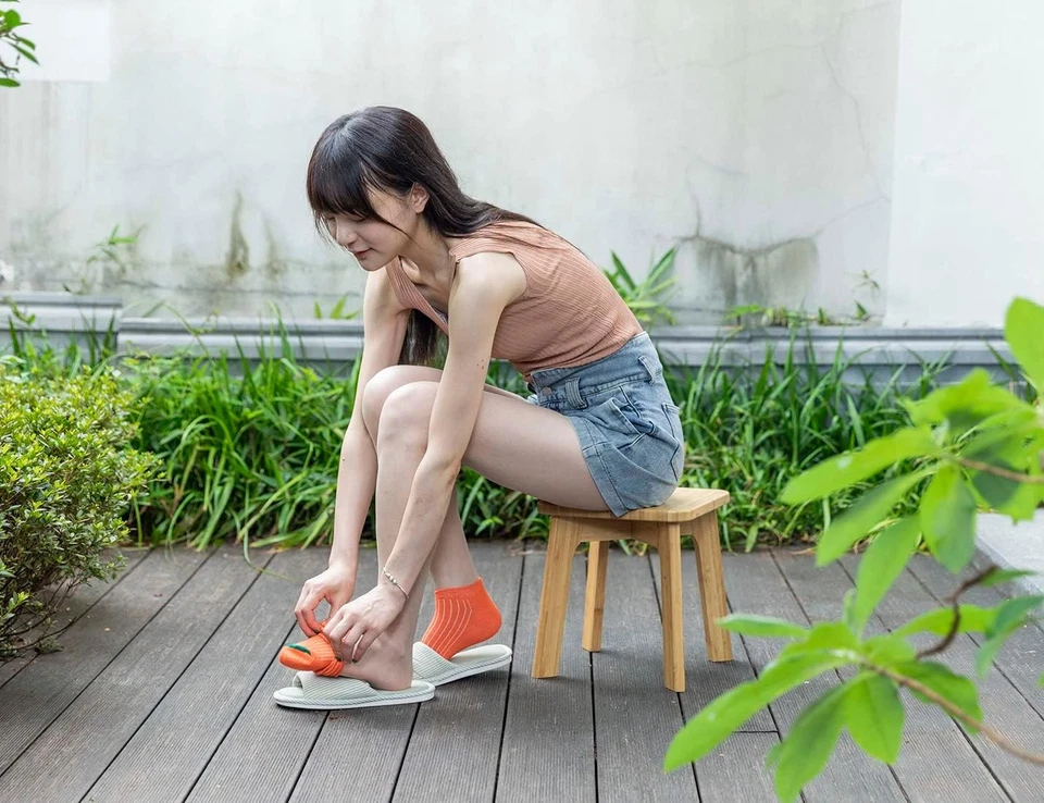 Taburete escalonado de madera de bambú taburetes escalonados pequeños para Foto 4 de 4