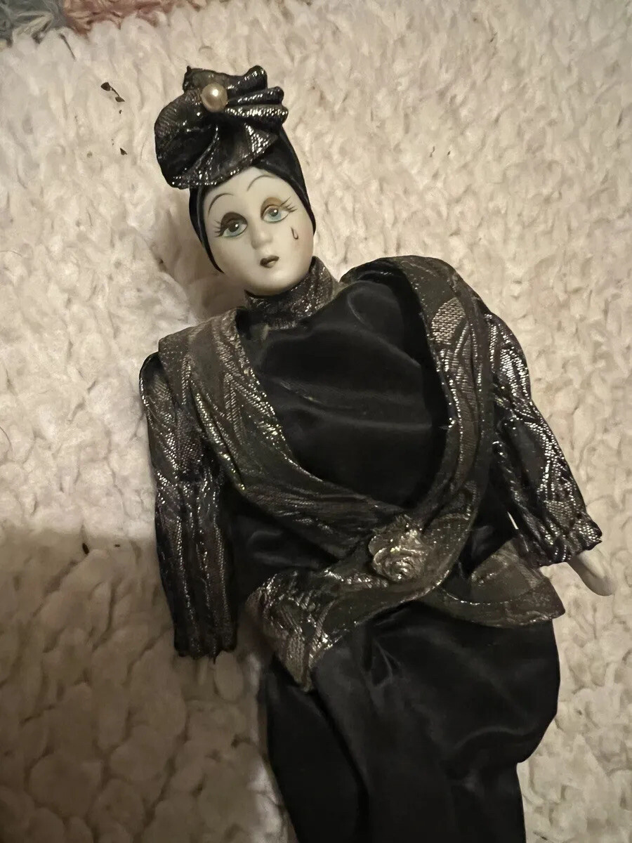 Vintage Porcelain Harlequin Pierrot Tear Drop Clown In Black 10