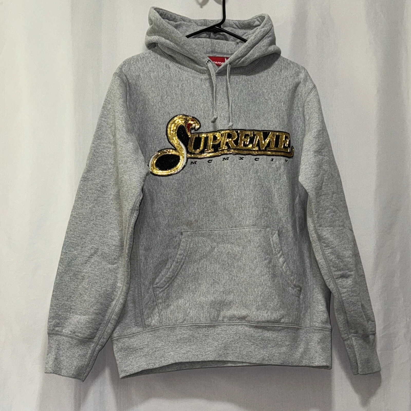 Sweat à capuche SUPREME Viper Serpent paillettes taille MOYEN *défaut* E100