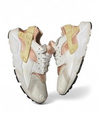 Nike Air Huarache trainers in white pink GS SIZE 4.5y kids