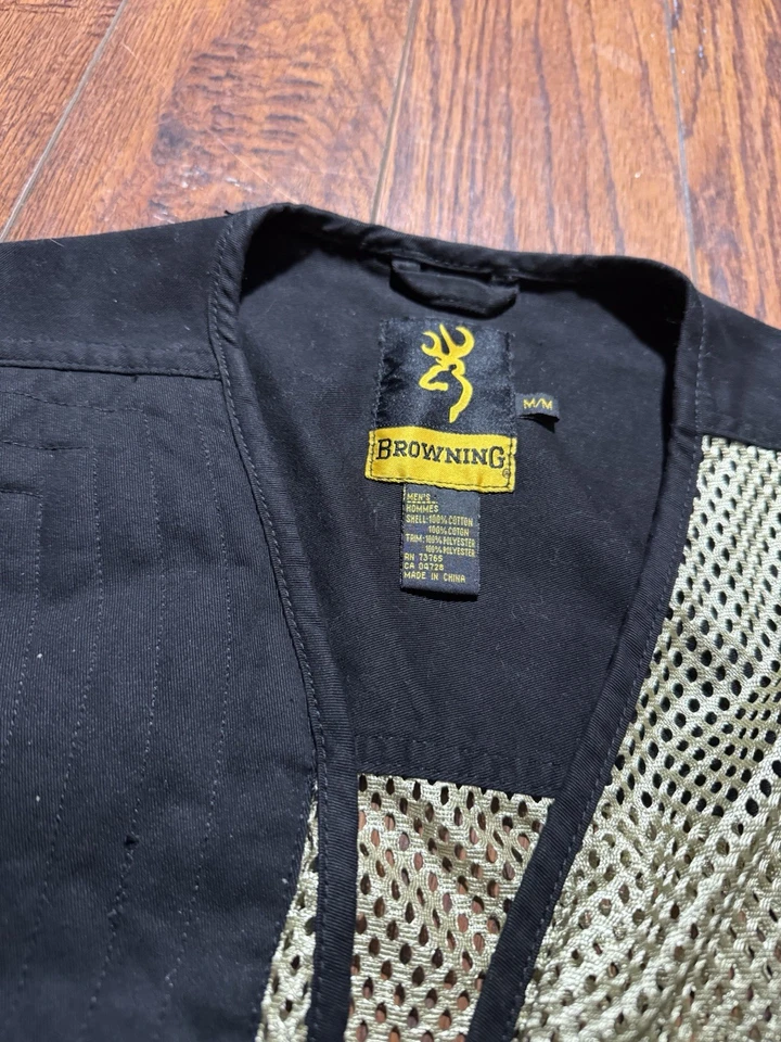 Browning Trapper Creek Mesh Shooting Vest Tan/Black Size Medium Hunting - Image 3 of 4