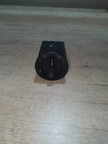 Lichtschalter passend für Bora Golf Polo Lupo Sharan Passat Beetle VW 1C0941531