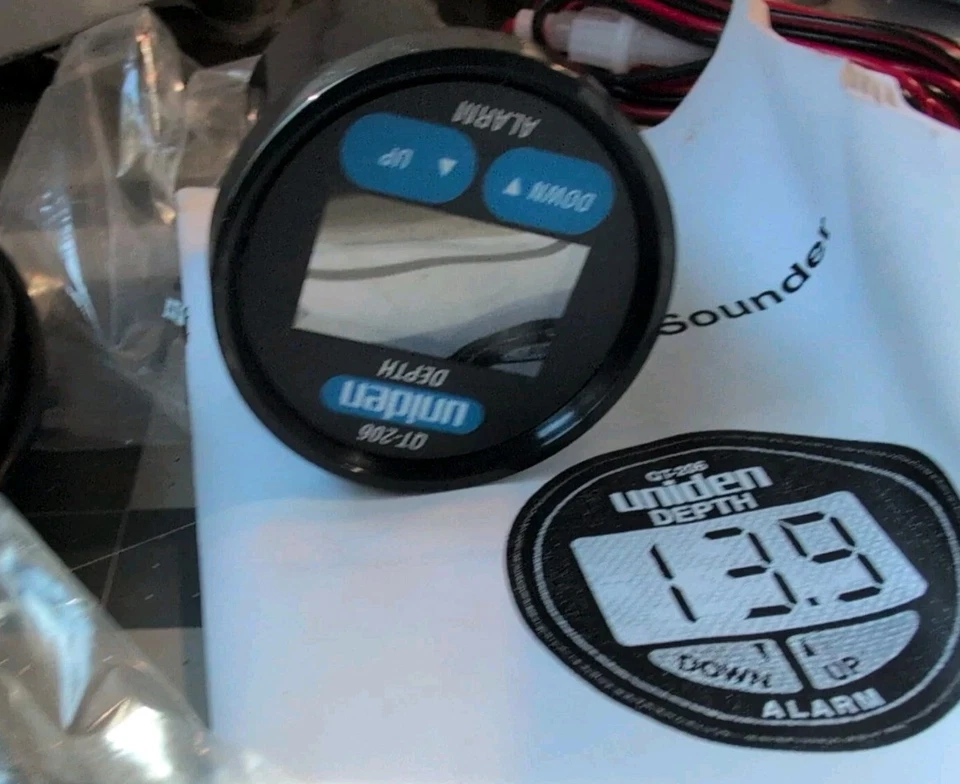 Uniden QT206HP Digital Depth Sounder Qt-206HP Gauge Alarm w/ Transducer Black - Image 4 of 4