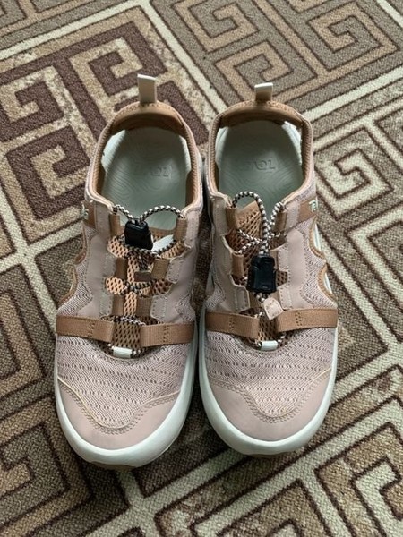 Women Teva Sandals Beige 40