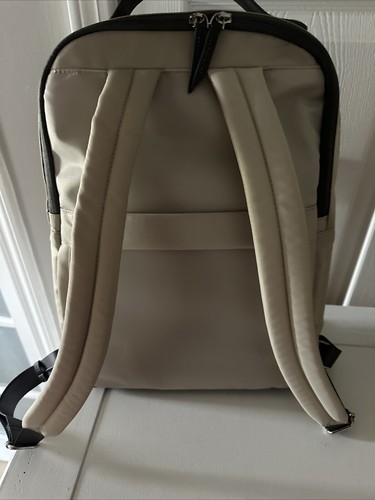 Targus Newport TBB59906GL Carrying Case (Backpack) for 15" Notebook - Tan - 第 6/10 張圖片
