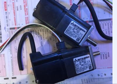 三菱 HC-KFS13 MITSUBISHI HC-KFS13 SERVO MOTOR HCKFS13 New In Box Free Expedited