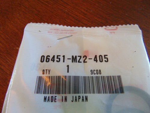 HONDA ST1100 CBR1100X Avant Étrier Piston Joints OEM 06451-MZ2-405 - Photo 3 sur 3