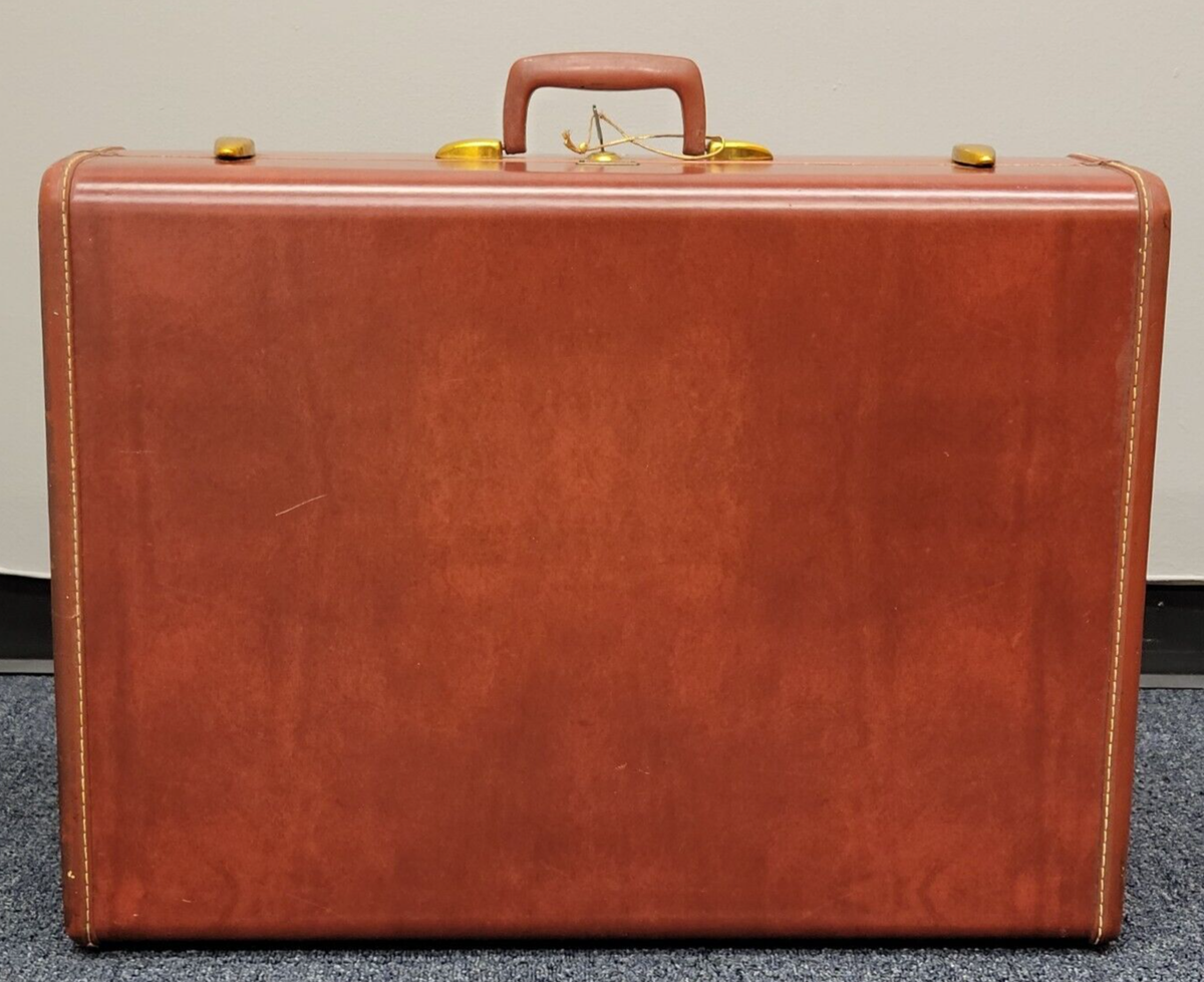 Samsonite Suitcase Luggage w/ KEY Shwayder Bros VTG 19