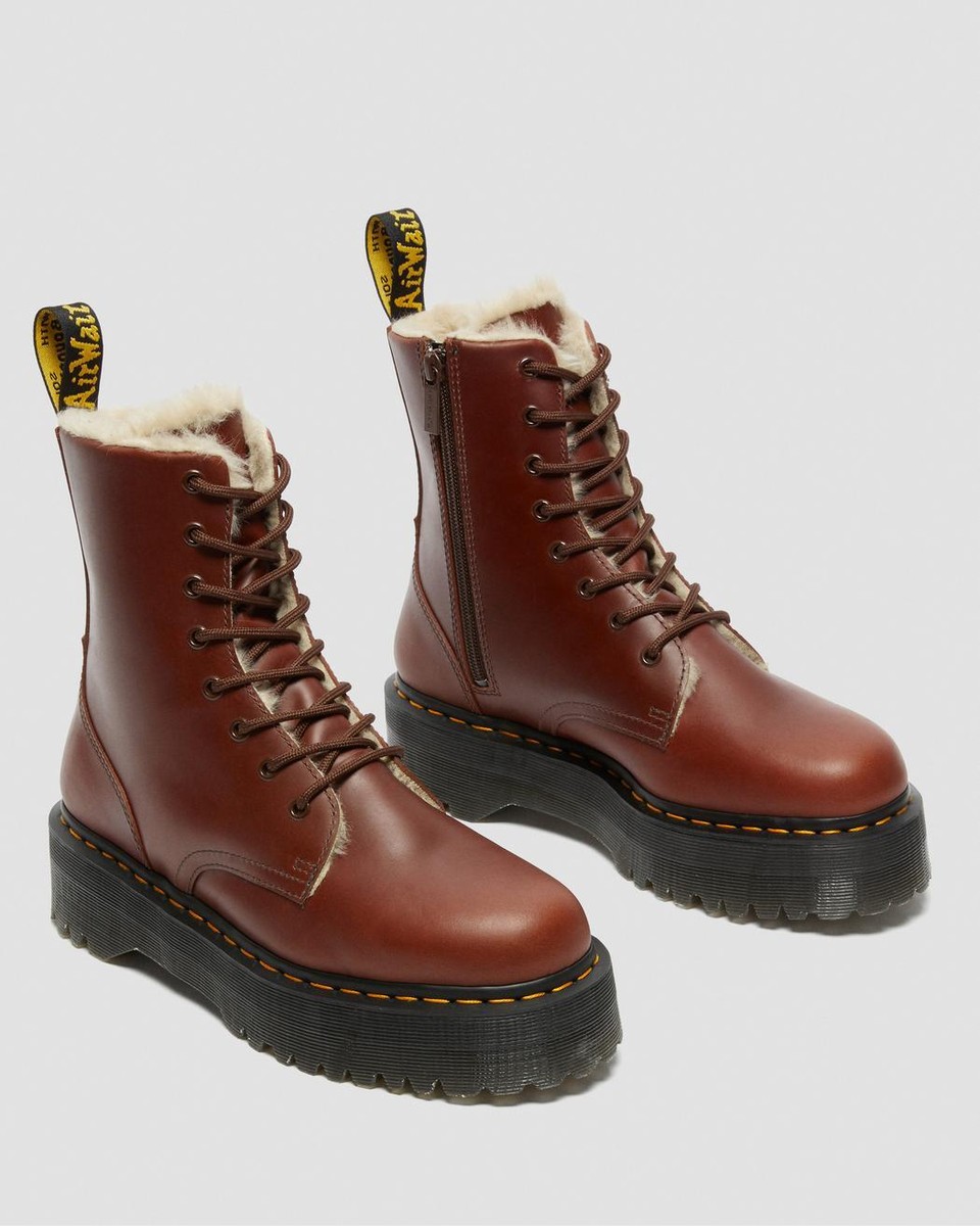 Dr. Martens Women's Jadon FL Platform Quad Retro Brown Abruzzo WP