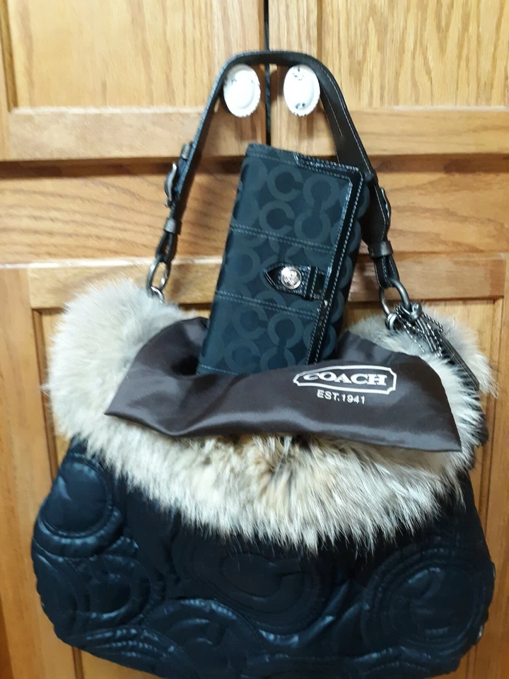COACH HAMPTONS XL COYOTE FUR SKI QUILTED OP ART C Handbag Tote & WALLET 