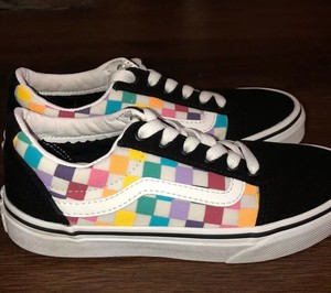 vans rainbow checkered