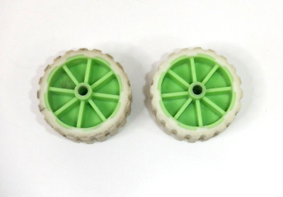 Safety 1st Sounds N Lights Discovery Walker Dino WA063AOKB - Rear Wheels