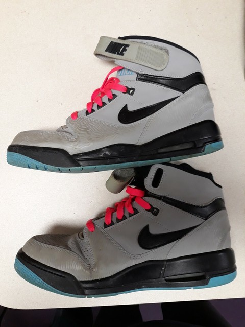 nike revolution high top