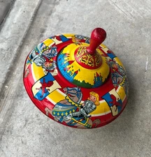 Vintage 9” Spinning Top Knights Castles